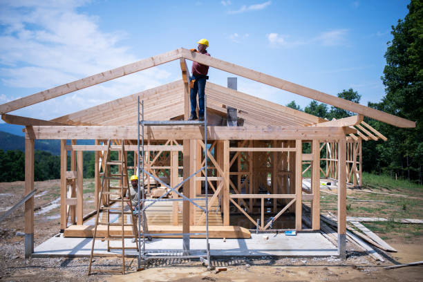 Best Affordable Roofing Company  in Pella, IA